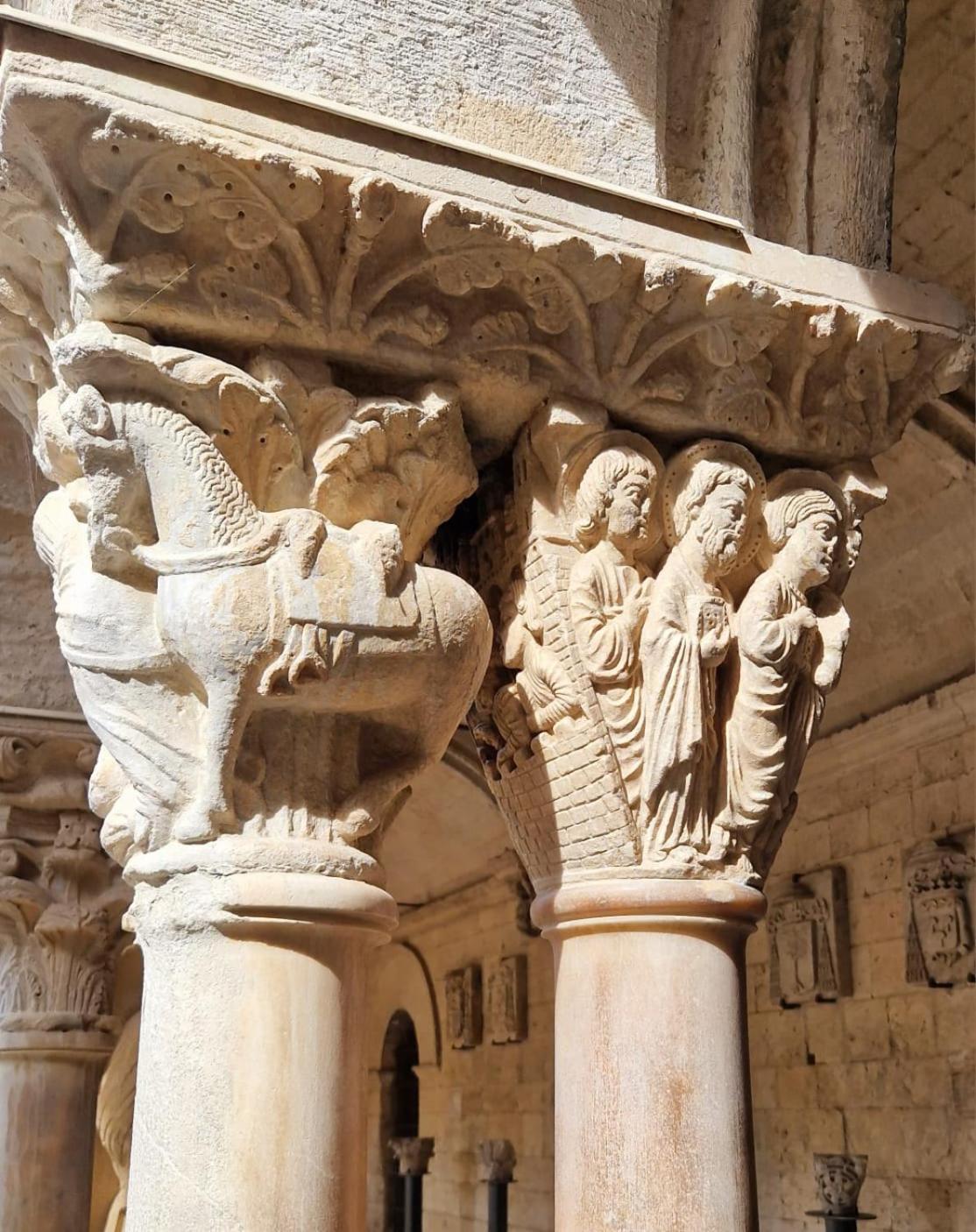 Apartamento Capucines, Un Jardin Secret Dans Le Centre Historique Arlés Exterior foto